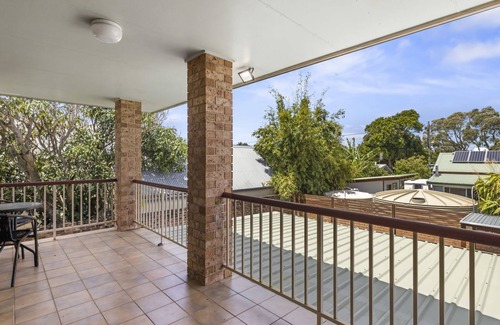 Red Rock Haus | Palm Beach House - Red Rock location