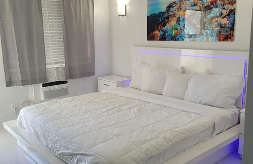 Lake Worth Hotel | Lake Side Lodge