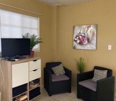 Balashi Wohnung | Palmhouse Aruba 1-2 persons