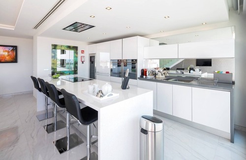 Ferragudo Wohnung | Luxus auf dem neuesten Stand der Technik, geräumige Penthouse-Wohnung mit fantastischem Meerblick - Palms Nr. 2