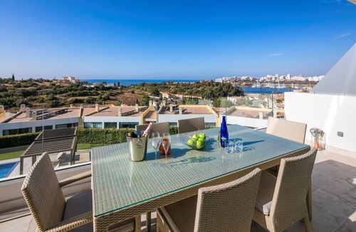 Ferragudo Wohnung | Luxus auf dem neuesten Stand der Technik, geräumige Penthouse-Wohnung mit fantastischem Meerblick - Palms Nr. 2