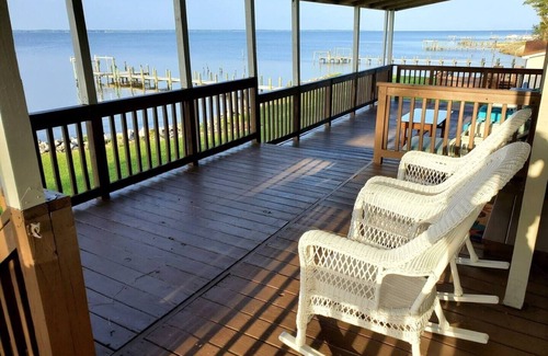 Hobucken Haus | Pamlico Paradise w/ private boat ramp and dock