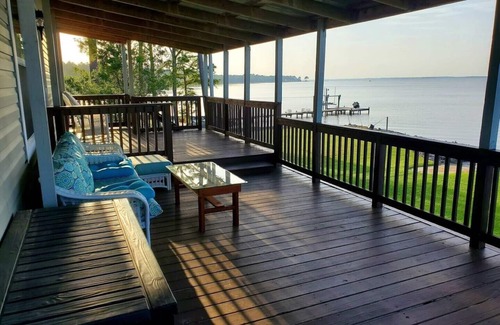 Hobucken Haus | Pamlico Paradise w/ private boat ramp and dock