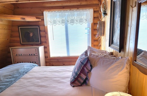 Mammoth Creek Kabine | Panguitch Lake Cabin 233 Harrold's Haven