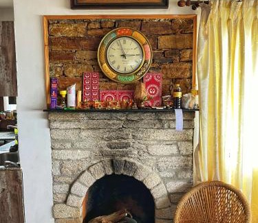 Majkhali Wohnung | Panorama by Meraki - Entire villa with Himalayan View