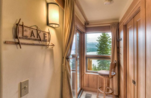 Crystal Bay Haus | Panorama Lakeview Executive House mit übergroßer Terrasse. Das Martini-Haus