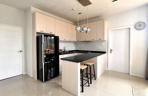 Kamala Wohnung | Panoramic mountain view penthouse at Icon Park