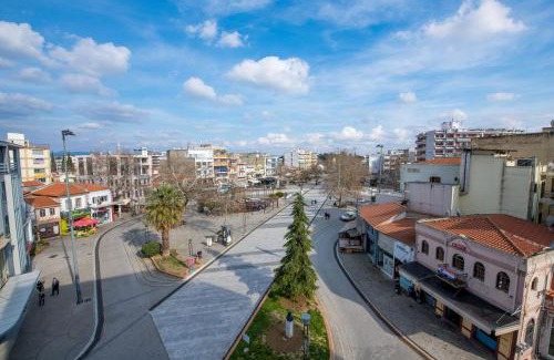 Komotini Wohnung | Pantheon Square View Komotini