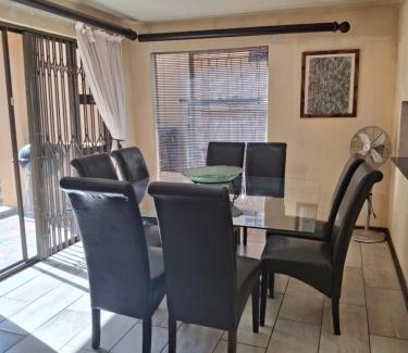 Greater Johannesburg Metropolitan Area Wohnung | Papillon Guesthouse