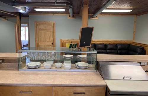 Hartshorn Haus | Pappys Trout Lodge - 0.5 Miles from Montauk State Park