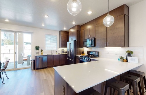 St. George Haus | Paradise At The Lofts #40