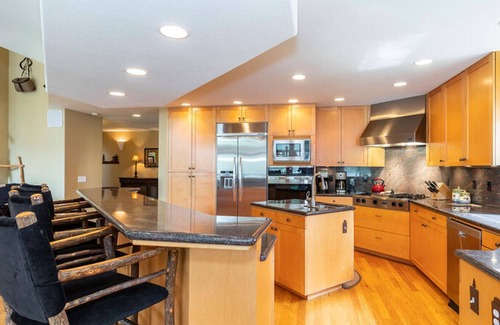 Truckee Haus | Paradise Awaits by Tahoe Mountain Properties