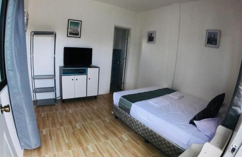 Santa Fe Haus | Paradise Beach Guest House