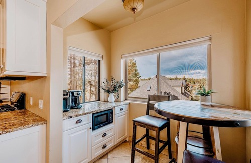 Flagstaff Haus | PARADISE! Family Reunions, Business Retreats, Vacations