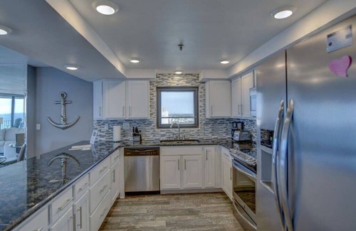 Thomas Drive Eigentumswohnung | PARADIES GEFUNDEN! Direkt am Strand, moderner Luxus mit dem größten Balkon am Strand