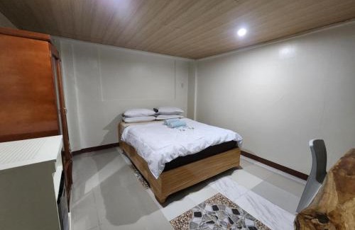 Ubay Bed & Breakfast | paradise house