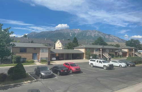 Orem Haus | Paradise in Orem - Unit 345