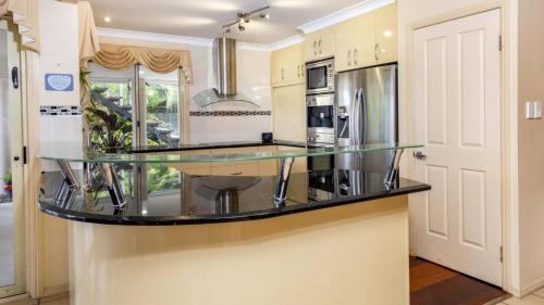 Banksia Beach Haus | Paradise On Banksia Canal