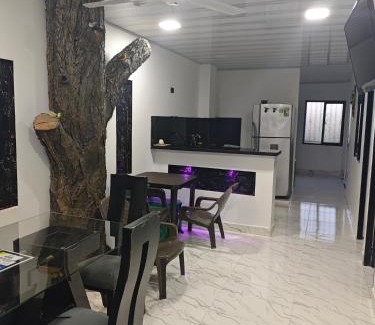 Puerto Triunfo Haus | Parcela - Casa del árbol