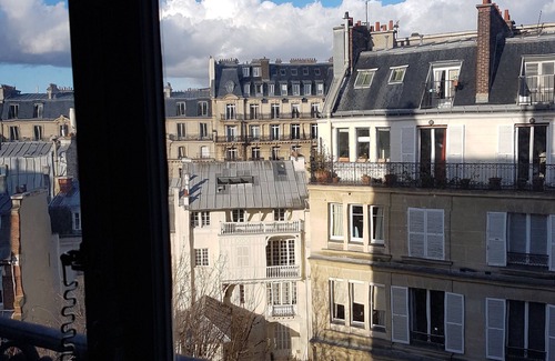 L'Europe Wohnung | Paris 8, luxurious, renovated, 4 BED/4 BATH, air con, 1 indep. & attached studio