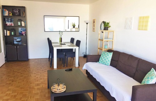 Gambetta Wohnung | Paris La Défense 2 Zimmer 52m² Balkon (Metro 1 / RER A / Parkplatz kostenlos)
