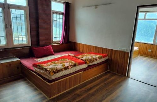 Kumharsain Haus | Parivar Homestay by StayApart