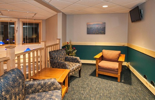 Park Point Hotel | Park Point Marina Inn