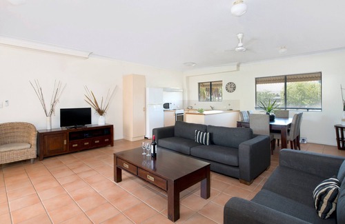 South Townsville Hotel | Park Regis Anchorage