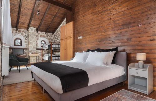Amfikleia-Elateia Skihütte | Parnassus Woodstone Chalet