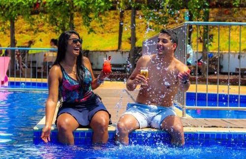 Esmeraldas Haus | Parque Do Avestruz Eco Resort