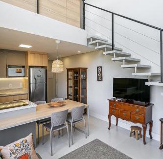 Santo Antonio de Lisboa Wohnung | Vista Parcial do Mar | Piscina | WIFI 400mb #SAL08