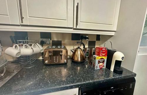 Clacton-on-Sea Haus | Pass the Keys A BeachhouseHome away from Home