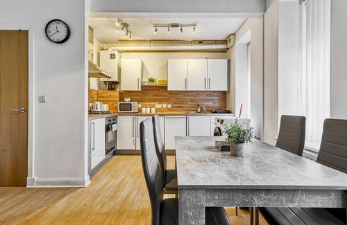 Rusholme Wohnung | Pass the Keys | Luxury apartment in center Manchester & Parking