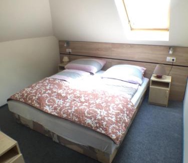 Gyongyospata Bed & Breakfast | Patavár Panzió Étterem