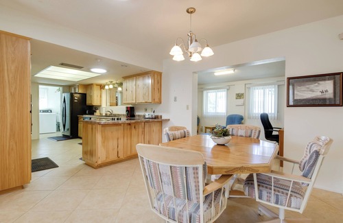Apache Junction Haus | Patio & Mtn Views: 55 + Apache Junction Home!