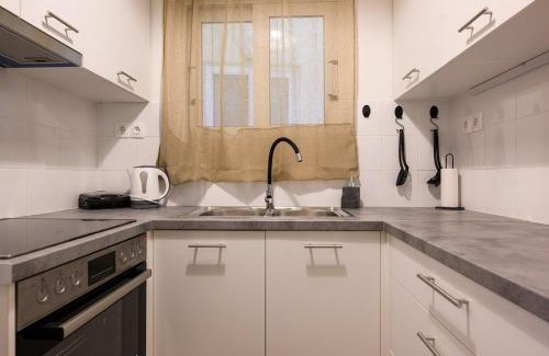 Karpenisi Wohnung | Patision cinema apartment