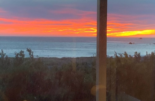 Cape Palliser Haus | PAUA POINT mit herrlichem Strandblick über Reserve. In Strandnähe. Wifi und Sky