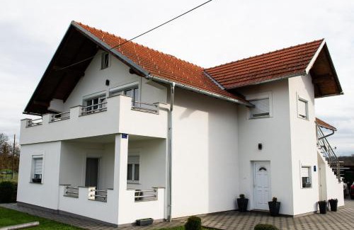 Velika Gorica Haus | Paula&Matej Airport Zagreb