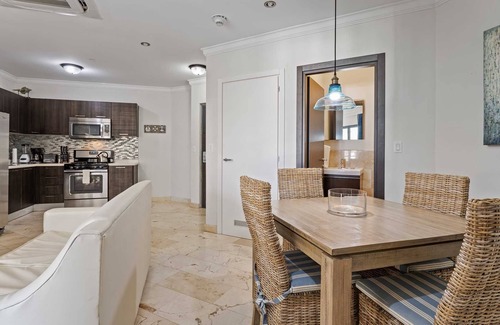 Washington Eigentumswohnung | PC301 - Pool View - Perfect for a couple - Close to Palm Beach - 1BR