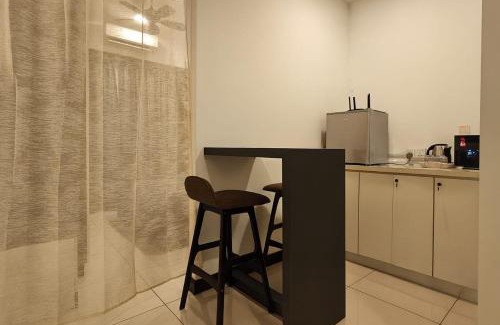 Kampung Bahasa Kapor Wohnung | PD D'Wharf High Floor Studio With Private Entrance And Seaview Balcony