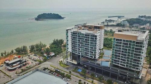 Kampung Bahasa Kapor Wohnung | PD D'Wharf High Floor Studio With Private Entrance And Seaview Balcony