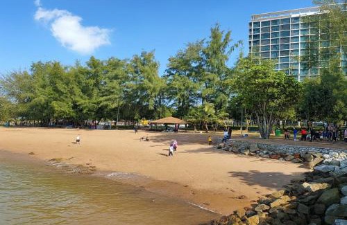 Kampung Bahasa Kapor Wohnung | PD D'Wharf High Floor Studio With Private Entrance And Seaview Balcony