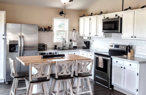 Captain's Cove Haus | Peace and serenity awaits you! Just 20 minutes to Chincoteague!