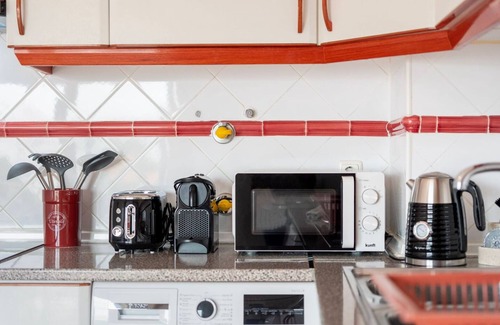 Figueiral Wohnung | Peaceful 1 BDR Apartment W/ Balcony by LovelyStay