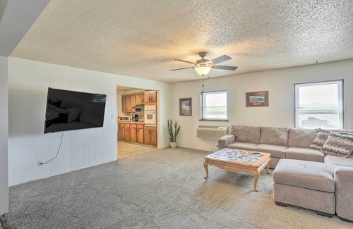 Chadron Wohnung | Peaceful Chadron Apartment in Historic Hotel!