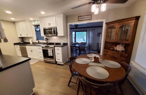 Beverly Sonstige | Peaceful Country Farmhouse