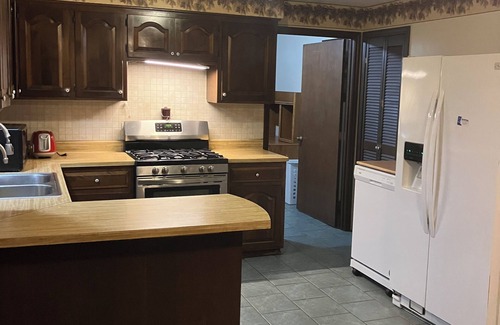 Bruner Haus | Peaceful Country Getaway