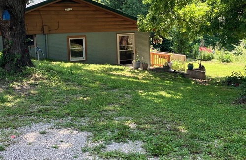 Bruner Haus | Peaceful Country Getaway