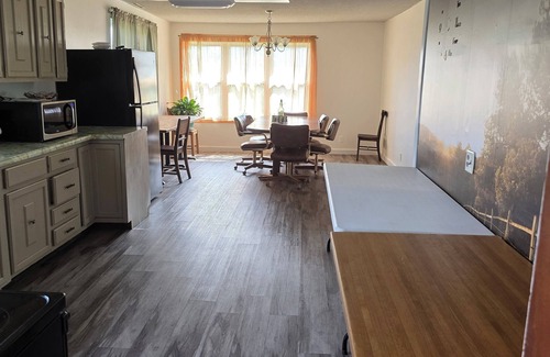 Richardson County Haus | Peaceful Country Living by Kirkman’s Cove & Lakeview Golf