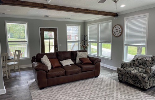 Saltillo Sonstige | Peaceful country setting but only 5 minutes from restaurants and mall